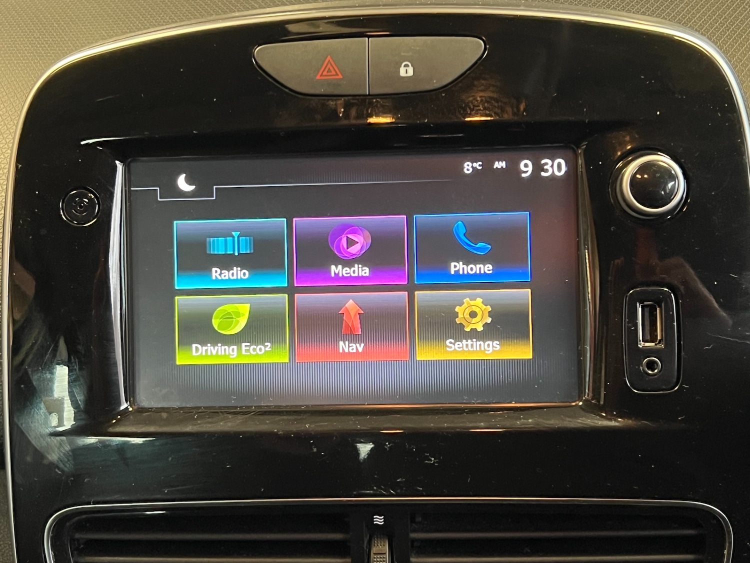 Used Renault Clio 2017 for sale - 76589748: Photo 34