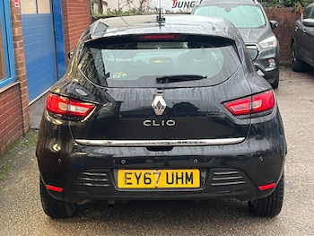 Used Renault Clio 2017 for sale - 76589748: Photo