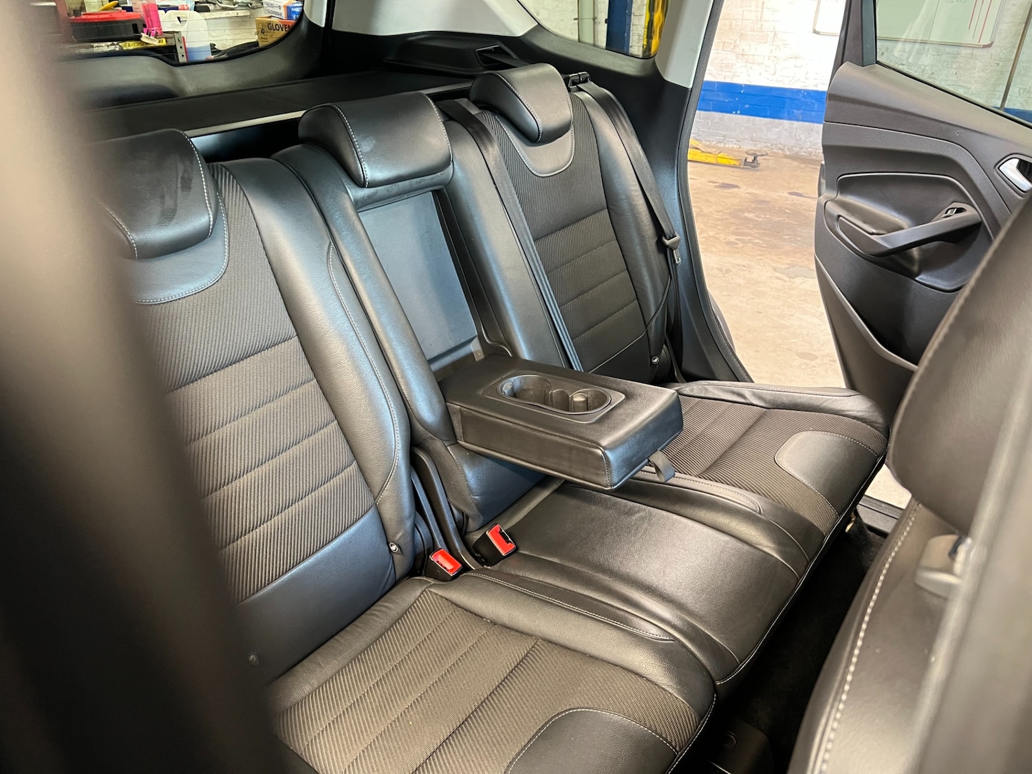 Used Ford Kuga 2015 for sale - 77543851: Photo 22