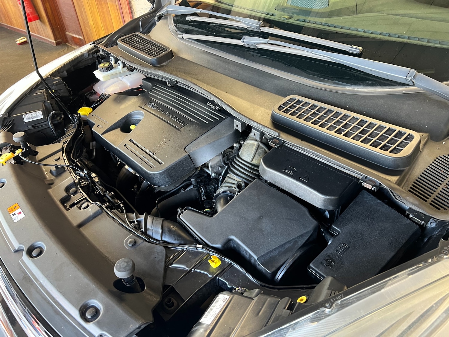 Used Ford Kuga 2015 for sale - 77543851: Photo 25