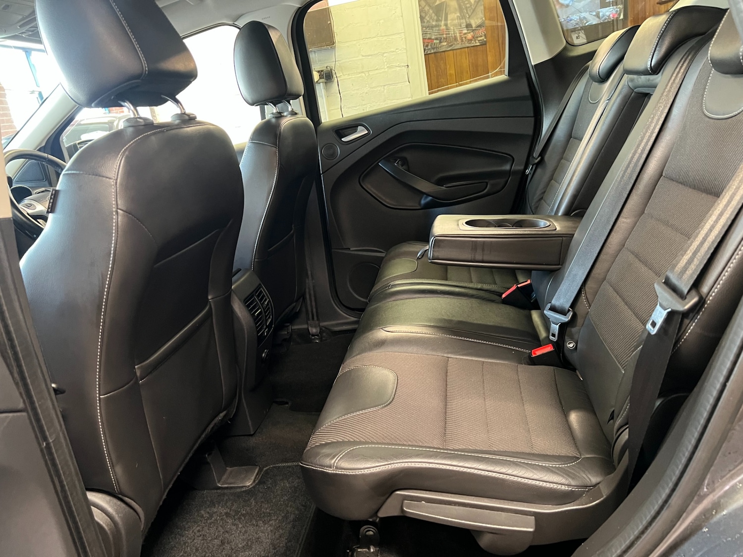 Used Ford Kuga 2015 for sale - 77543851: Photo 27