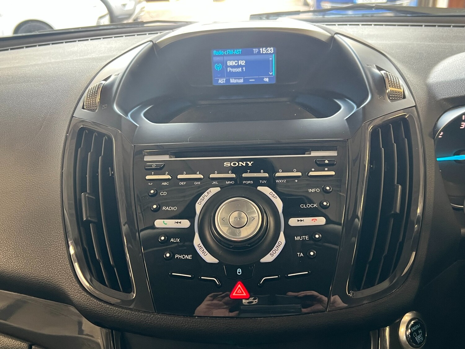 Used Ford Kuga 2015 for sale - 77543851: Photo 32