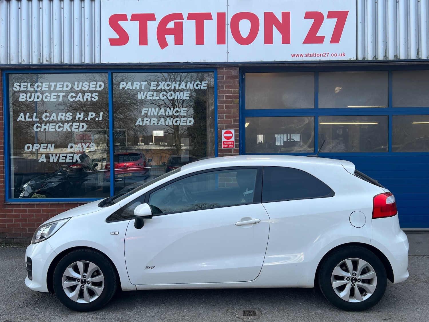 Used Kia Rio 2016 for sale - 77917608: Photo 3