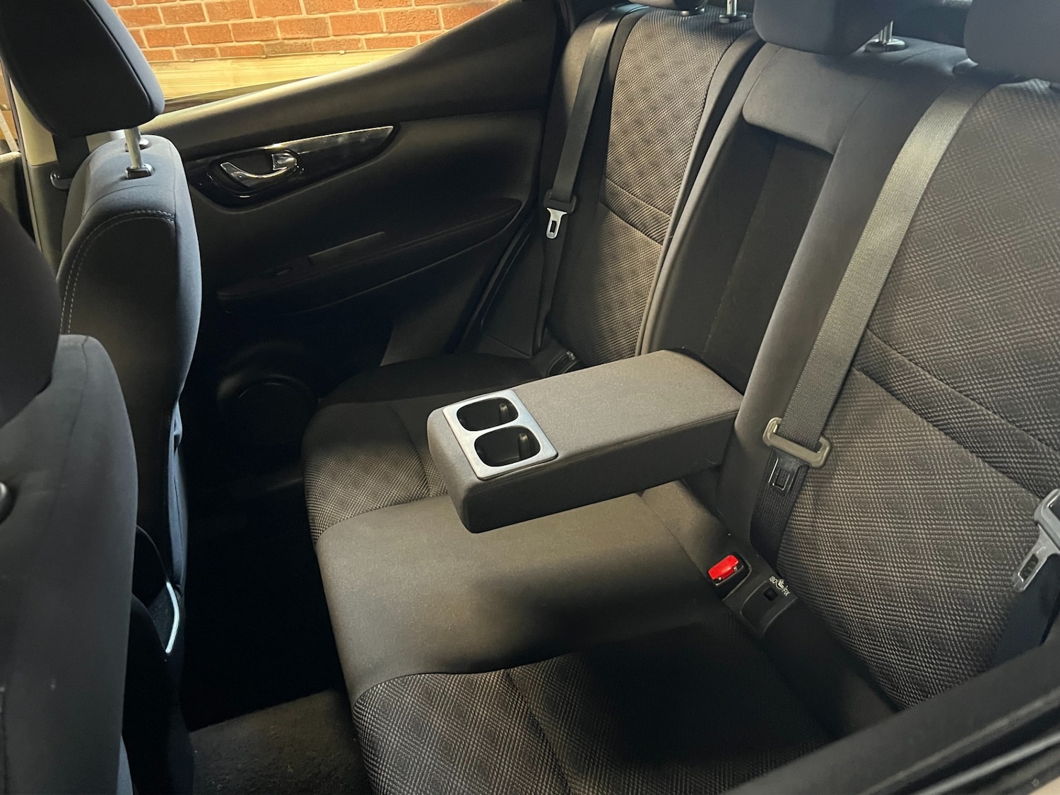 Used Nissan Qashqai 2017 for sale - 76682218: Photo 16