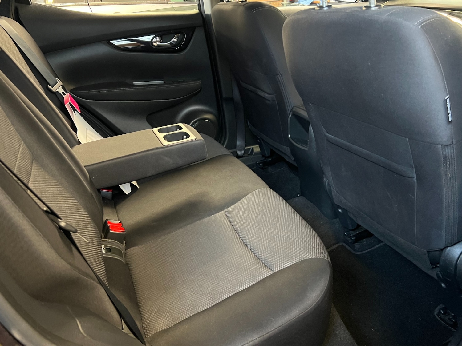 Used Nissan Qashqai 2017 for sale - 76682218: Photo 18