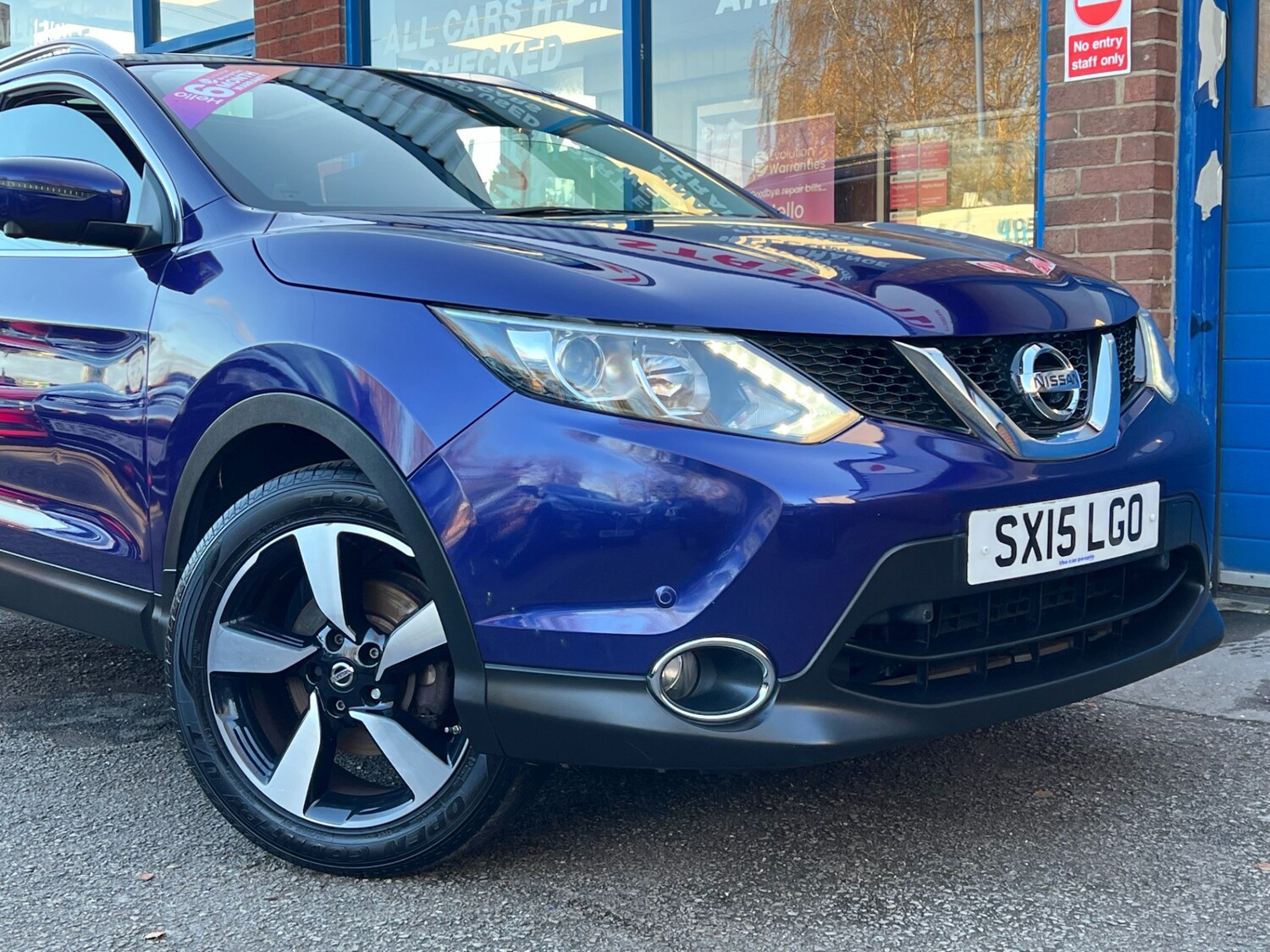 Used Nissan Qashqai 2015 for sale - 77591795: Photo 11