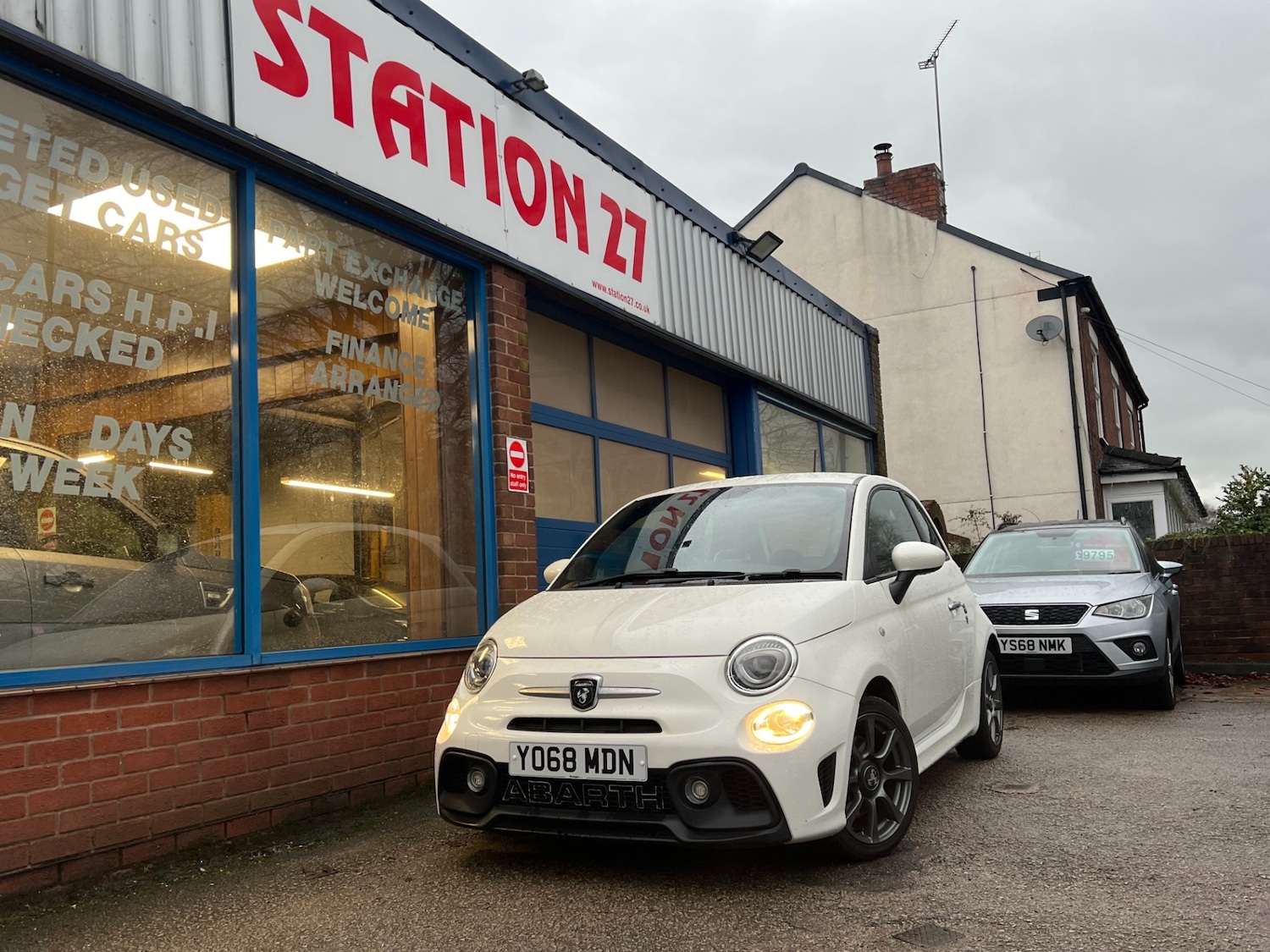 Used Abarth 595 2018 for sale - 76817614: Photo 2