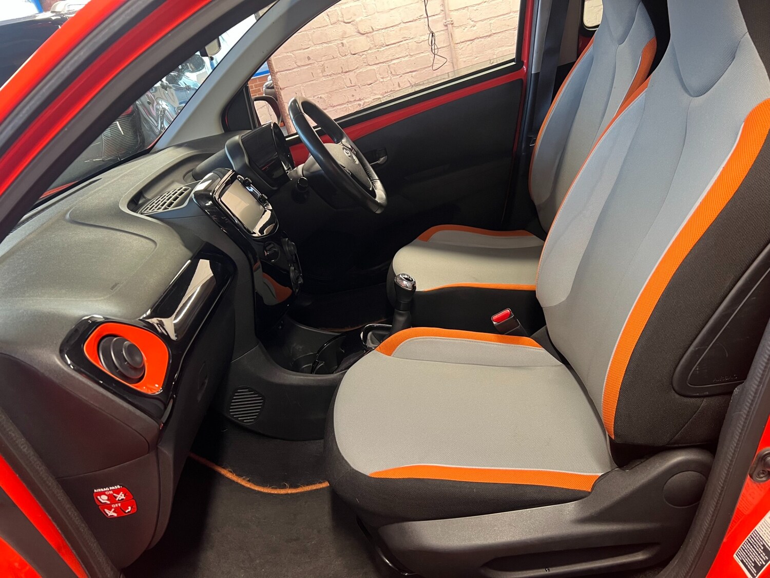 Used Toyota AYGO 2015 for sale - 77195515: Photo 19