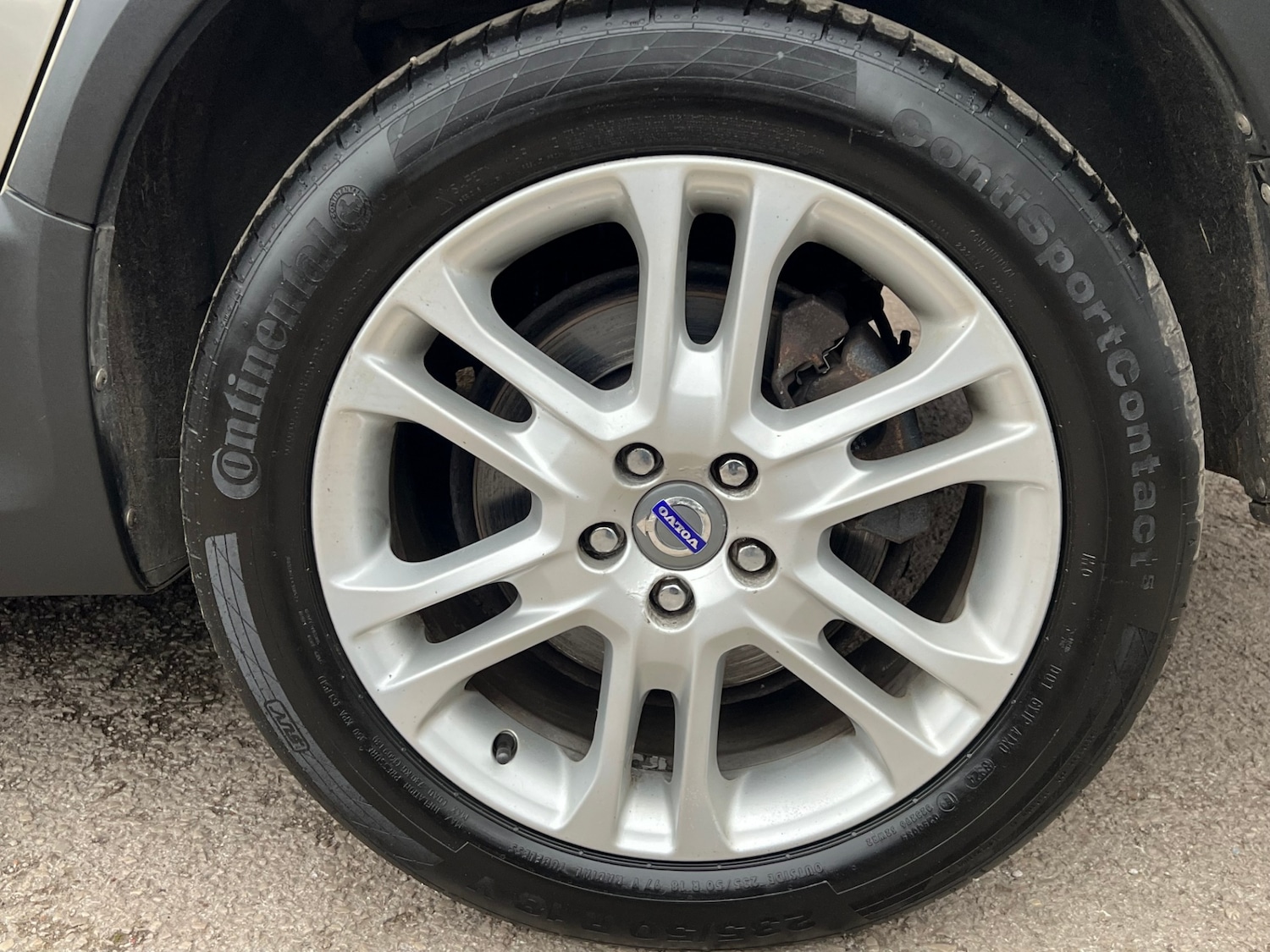 Used Volvo XC70 2014 for sale - 76920166: Photo 12