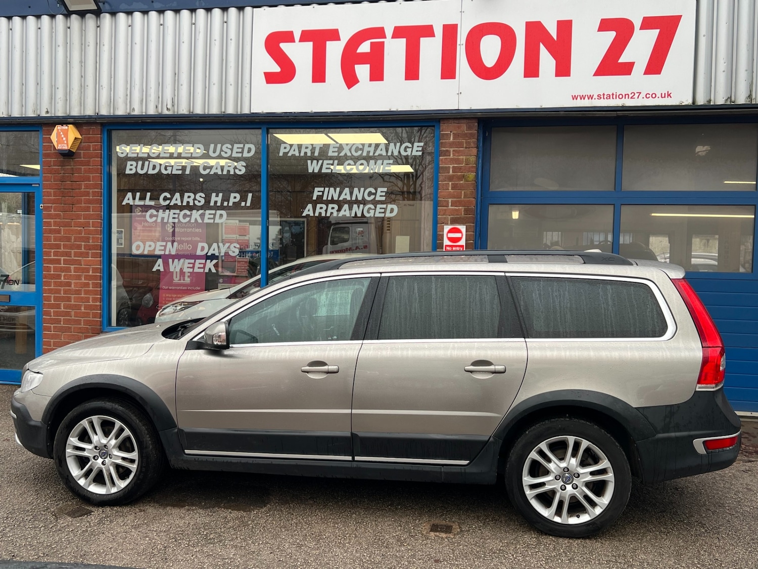 Used Volvo XC70 2014 for sale - 76920166: Photo 3