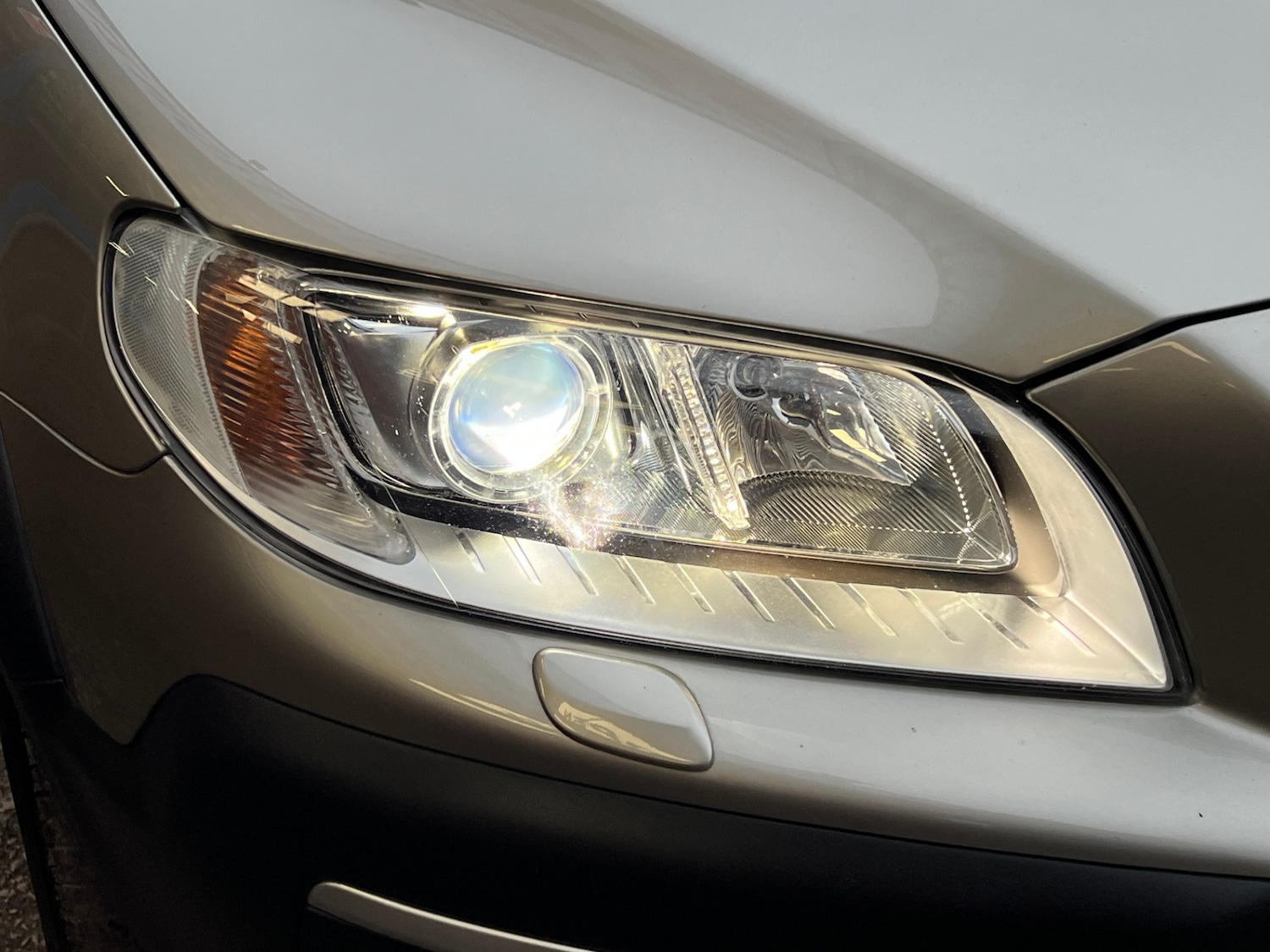 Used Volvo XC70 2014 for sale - 76920166: Photo 42