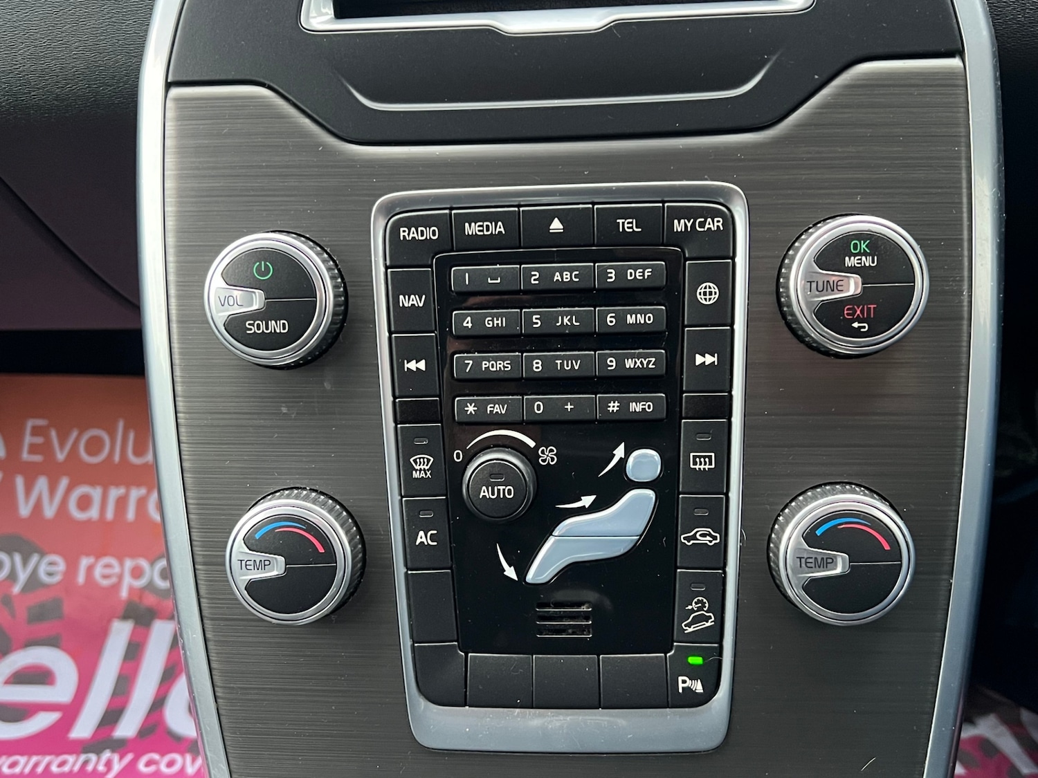 Used Volvo XC70 2014 for sale - 76920166: Photo 49