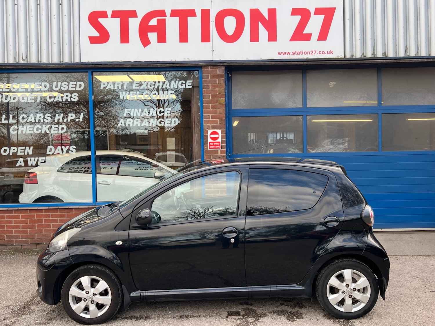 Used Toyota AYGO 2012 for sale - 78053803: Photo 6