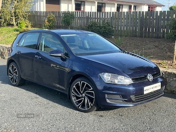 Volkswagen - Golf