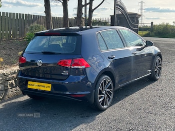 Used Volkswagen Golf 2016 for sale - 76419548: Photo