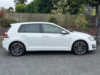 Used Volkswagen Golf 2017 for sale - 79117296: Photo