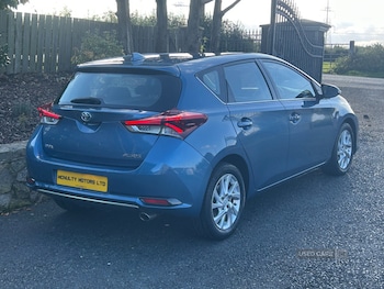 Used Toyota Auris 2015 for sale - 76073271: Photo