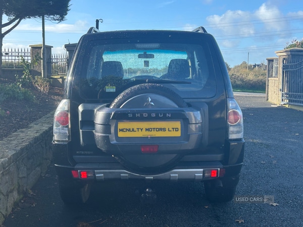 Used Mitsubishi Shogun 2015 for sale - 76389488: Photo 4