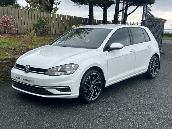 Used Volkswagen Golf 2017 for sale - 77280327: Photo 5