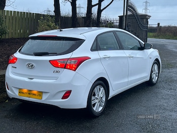 Used Hyundai i30 2015 for sale - 77254205: Photo