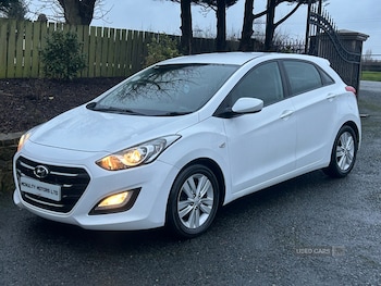 Used Hyundai i30 2015 for sale - 77254205: Photo