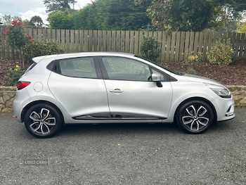 Used Renault Clio 2019 for sale - 79085366: Photo