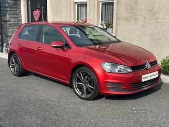 Volkswagen - Golf