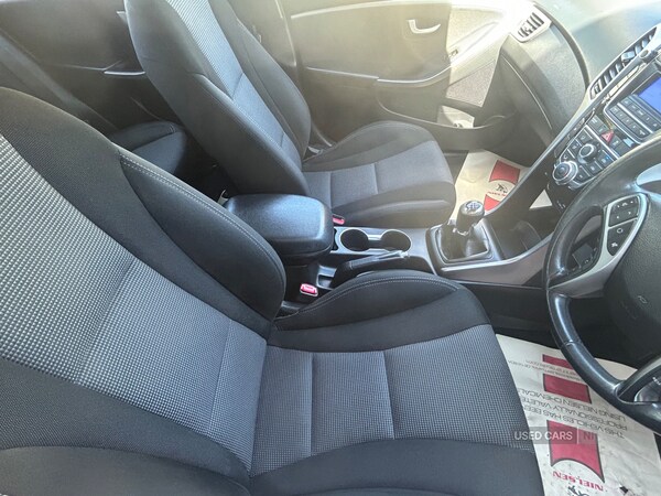 Used Hyundai i30 2013 for sale - 74687661: Photo 8