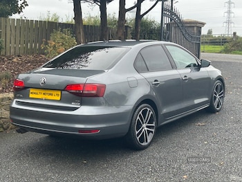 Used Volkswagen Jetta 2017 for sale - 76123295: Photo