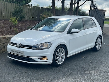 Used Volkswagen Golf 2017 for sale - 79085178: Photo