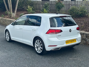Used Volkswagen Golf 2017 for sale - 79085178: Photo