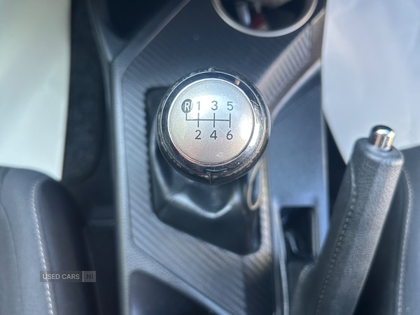 Used Toyota RAV4 2015 for sale - 76085817: Photo 15
