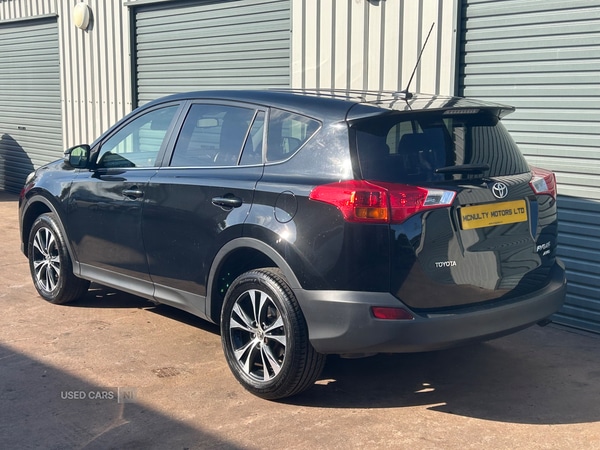 Used Toyota RAV4 2015 for sale - 76085817: Photo 6