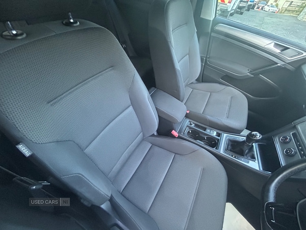 Used Volkswagen Golf 2015 for sale - 76585873: Photo 9