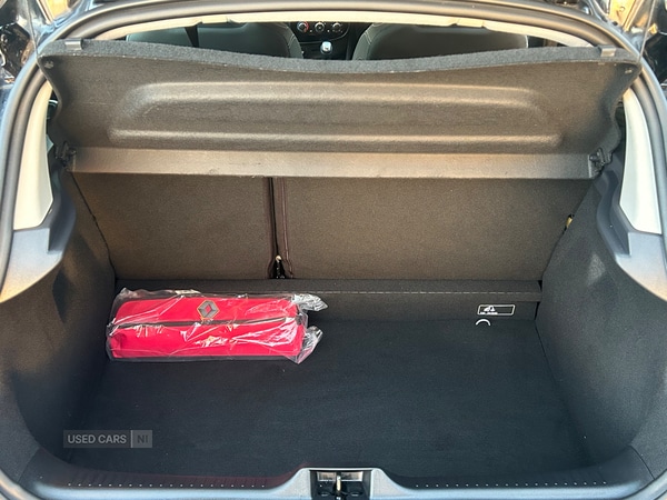 Used Renault Clio for sale - 77626636: Photo 10