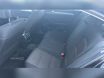 Used Volkswagen Passat 2015 for sale - 77560102: Photo