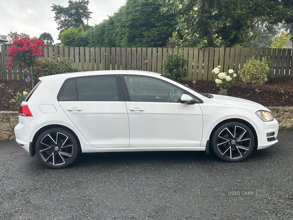 Used Volkswagen Golf 2014 for sale - 76998736: Photo 2