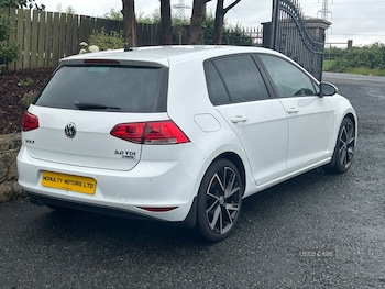 Used Volkswagen Golf 2014 for sale - 76998736: Photo