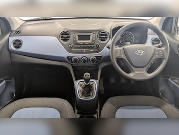 Used Hyundai i10 2016 for sale - 78675948: Photo