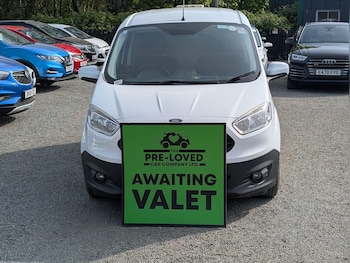 Used Ford Transit Courier 2017 for sale - 78471199: Photo