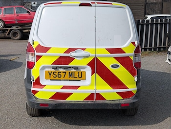 Used Ford Transit Courier 2017 for sale - 78471199: Photo