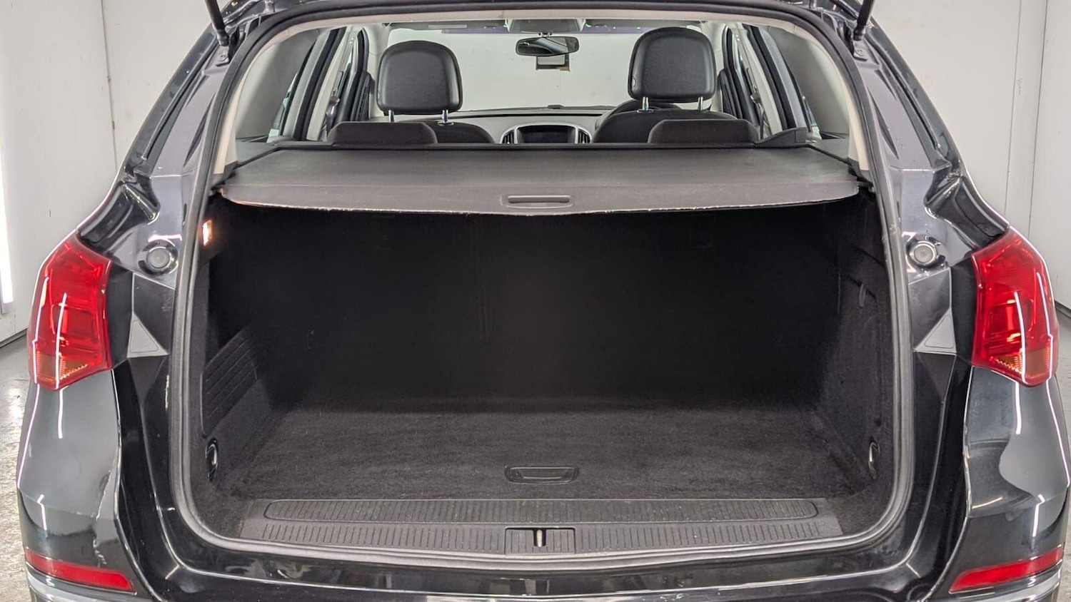 Used Vauxhall Astra 2016 for sale - 77091234: Photo 11