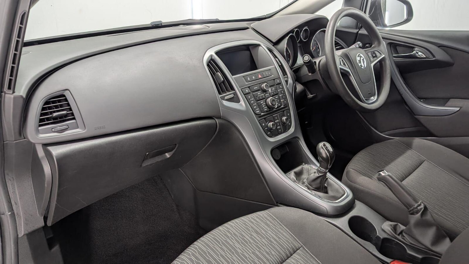 Used Vauxhall Astra 2016 for sale - 77091234: Photo 24