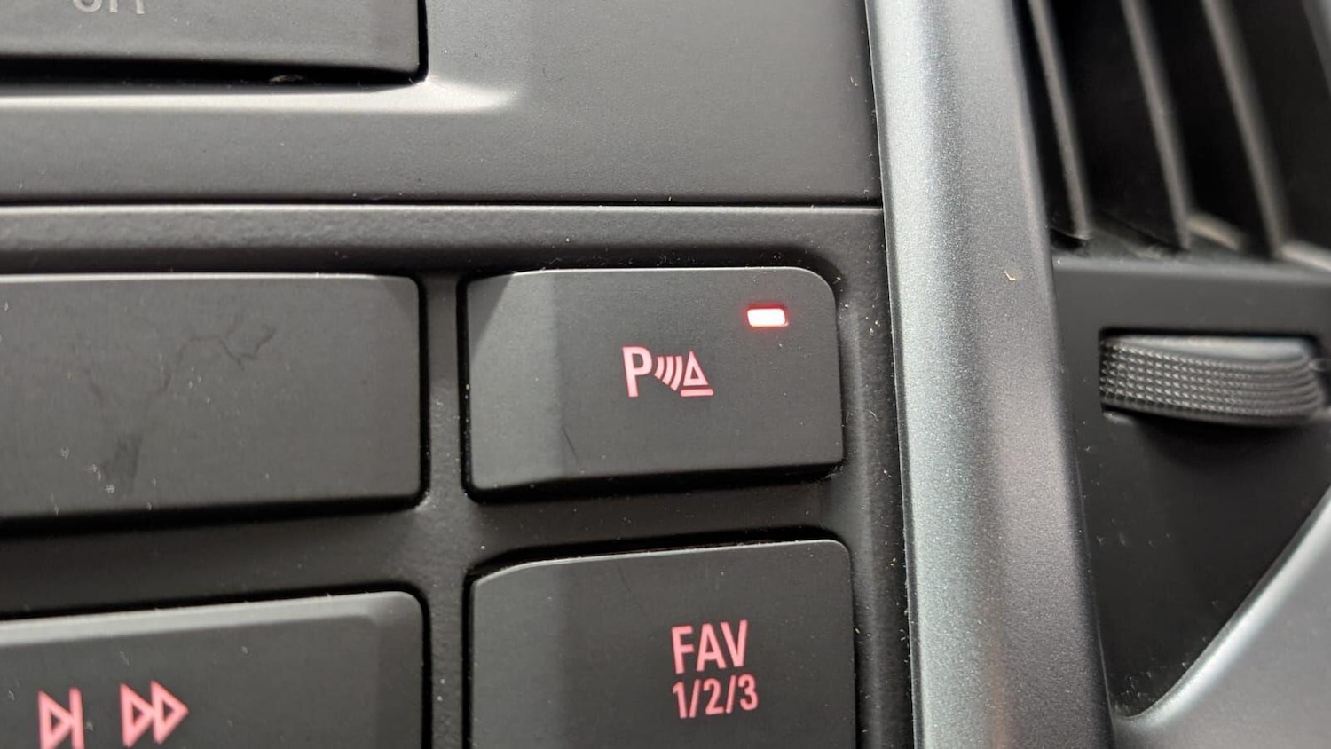 Used Vauxhall Astra 2016 for sale - 77091234: Photo 31