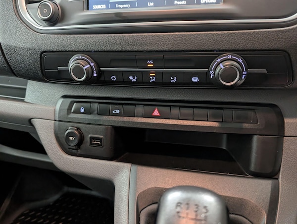 Used Vauxhall Vivaro 2022 for sale - 75225207: Photo 36