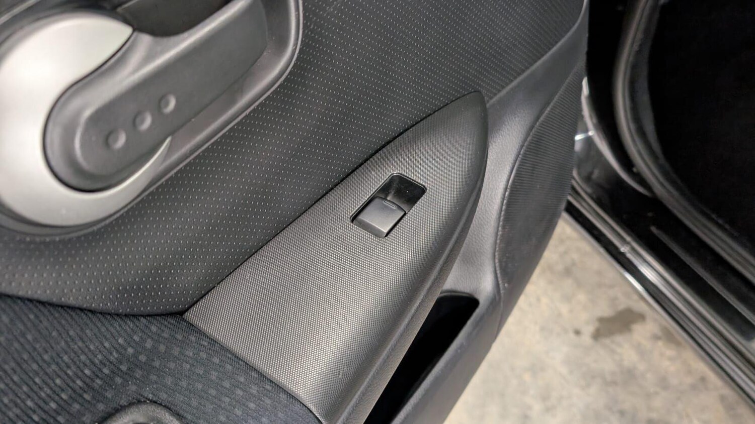 Used Nissan Note 2013 for sale - 77468741: Photo 37