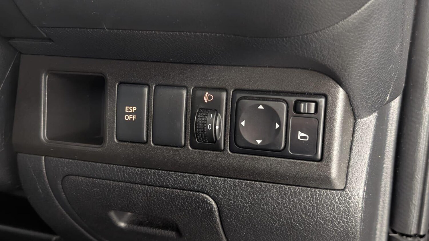 Used Nissan Note 2013 for sale - 77468741: Photo 43