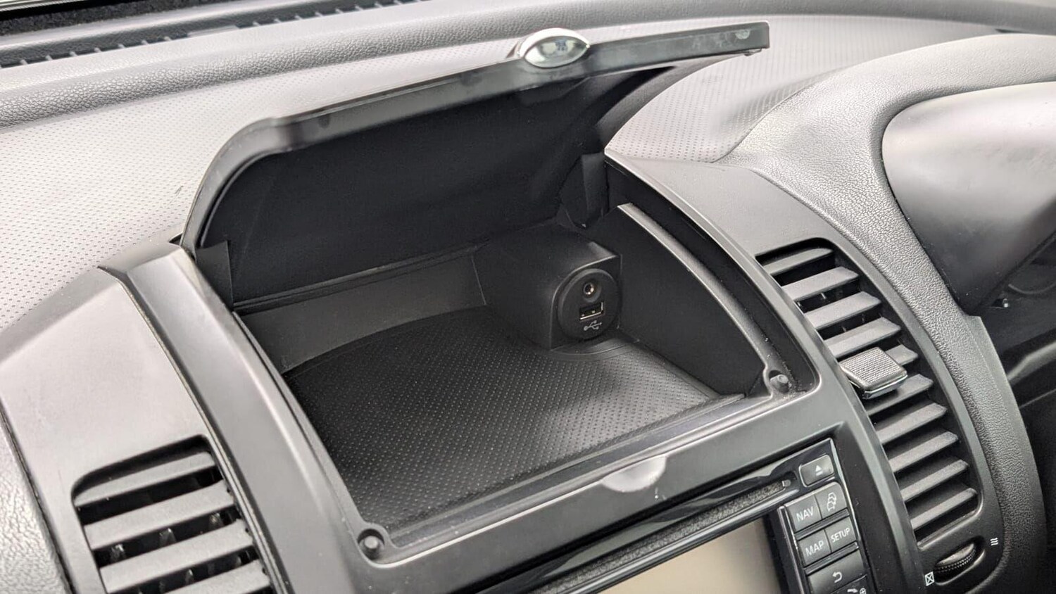 Used Nissan Note 2013 for sale - 77468741: Photo 82