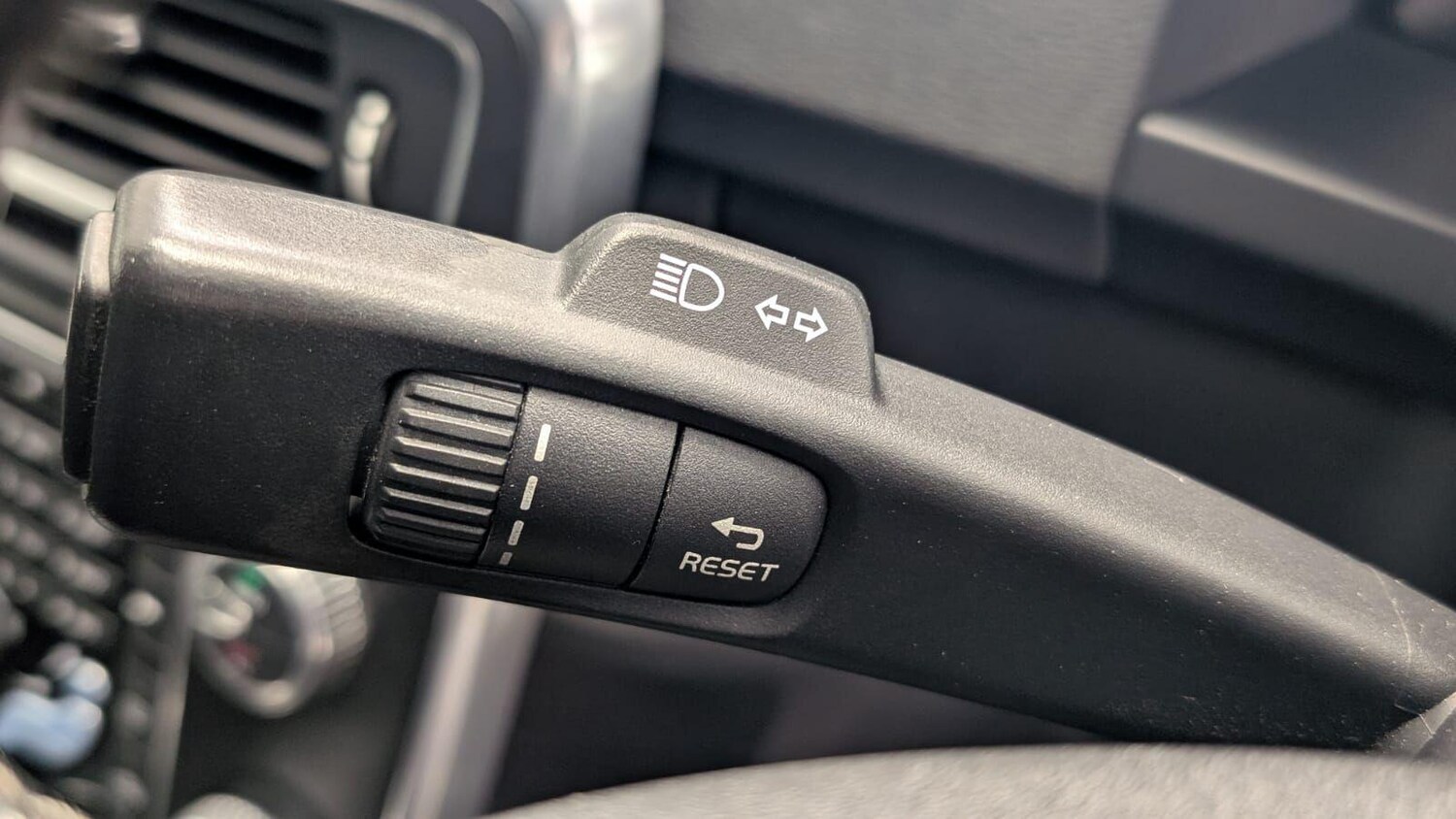 Used Volvo V60 for sale - 77908423: Photo 42