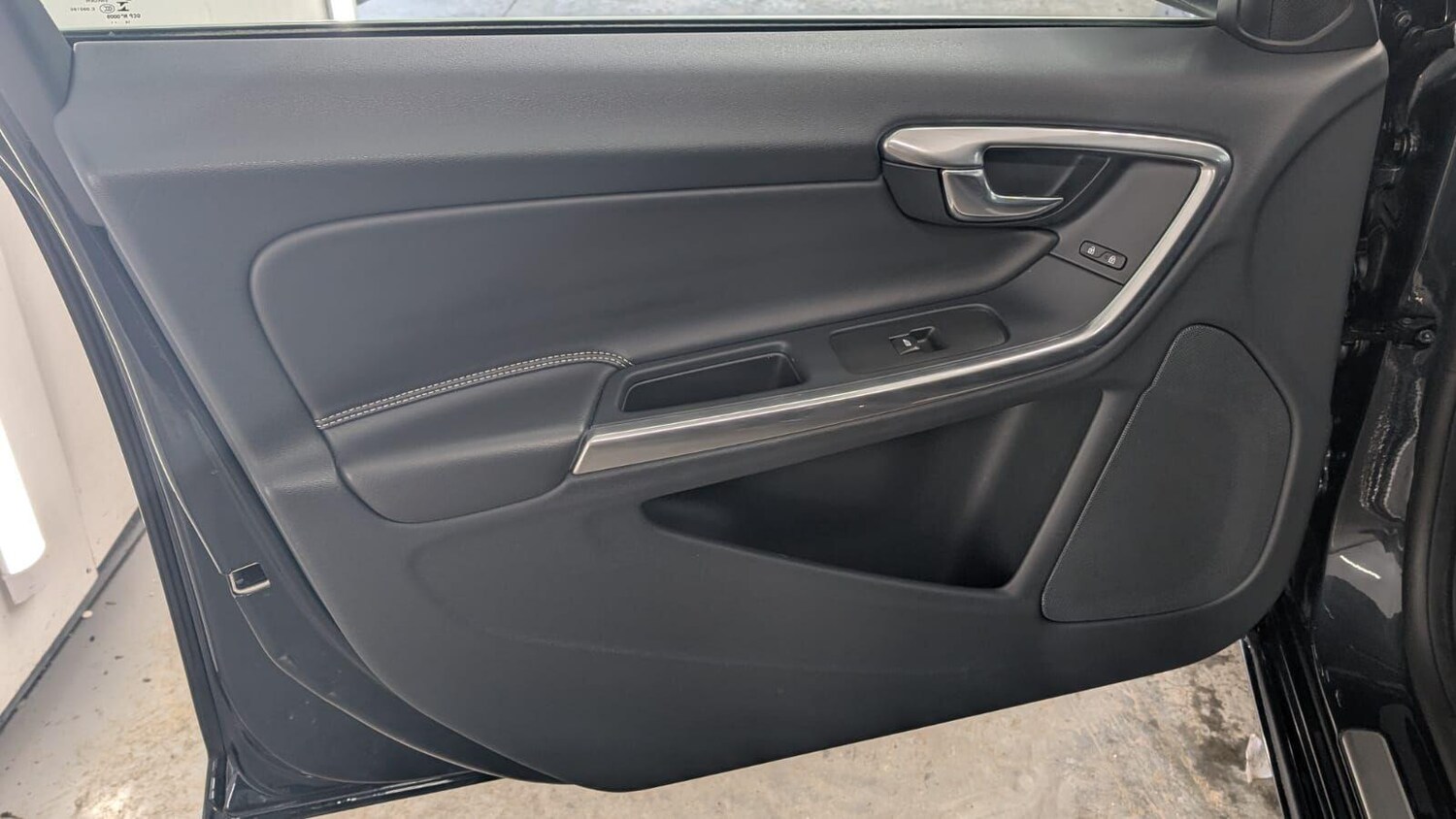 Used Volvo V60 for sale - 77908423: Photo 49